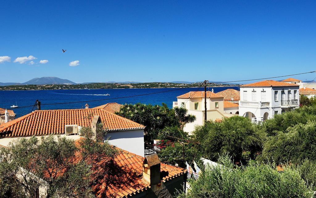 Hôtel Arolithos à Spetses Town Extérieur photo